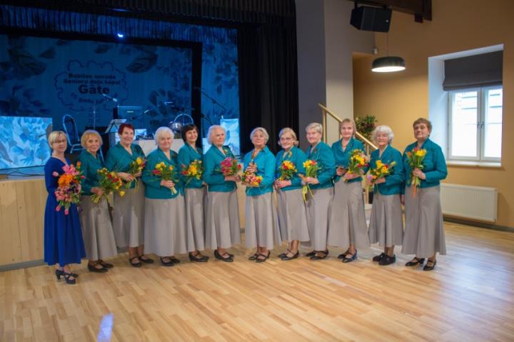 Senioru deju kopa "Gāte"